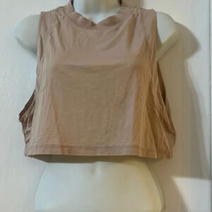 Lululemon crop shirt